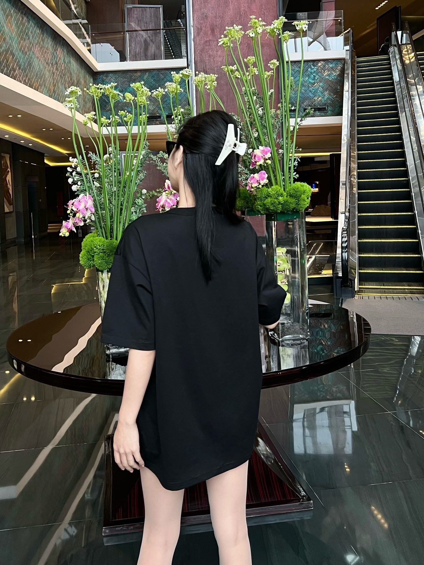 P219 圆形章子绣花短袖 黑色 · image 18