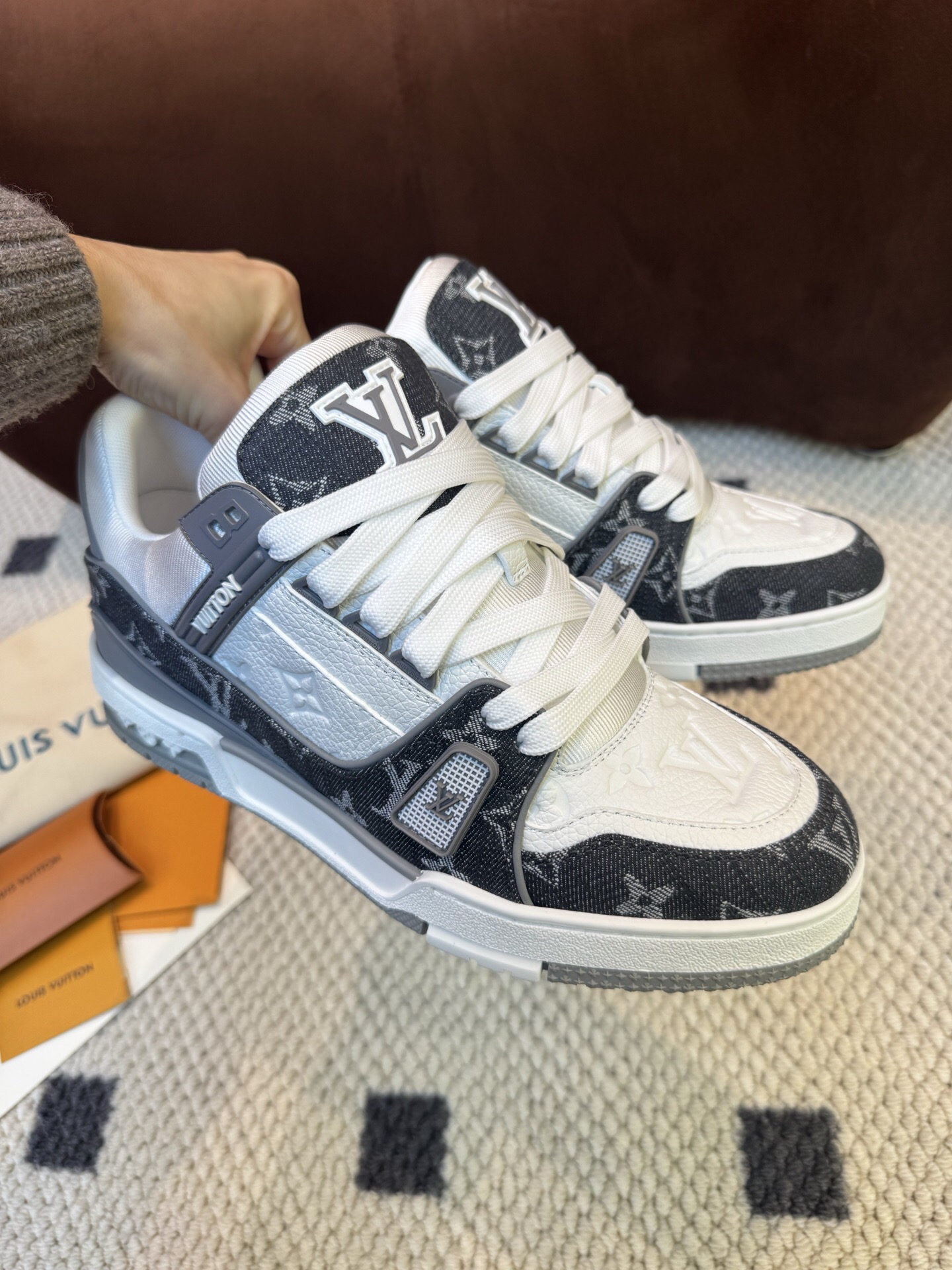 P699 Trainer经典运动鞋 牛仔灰 · image 6