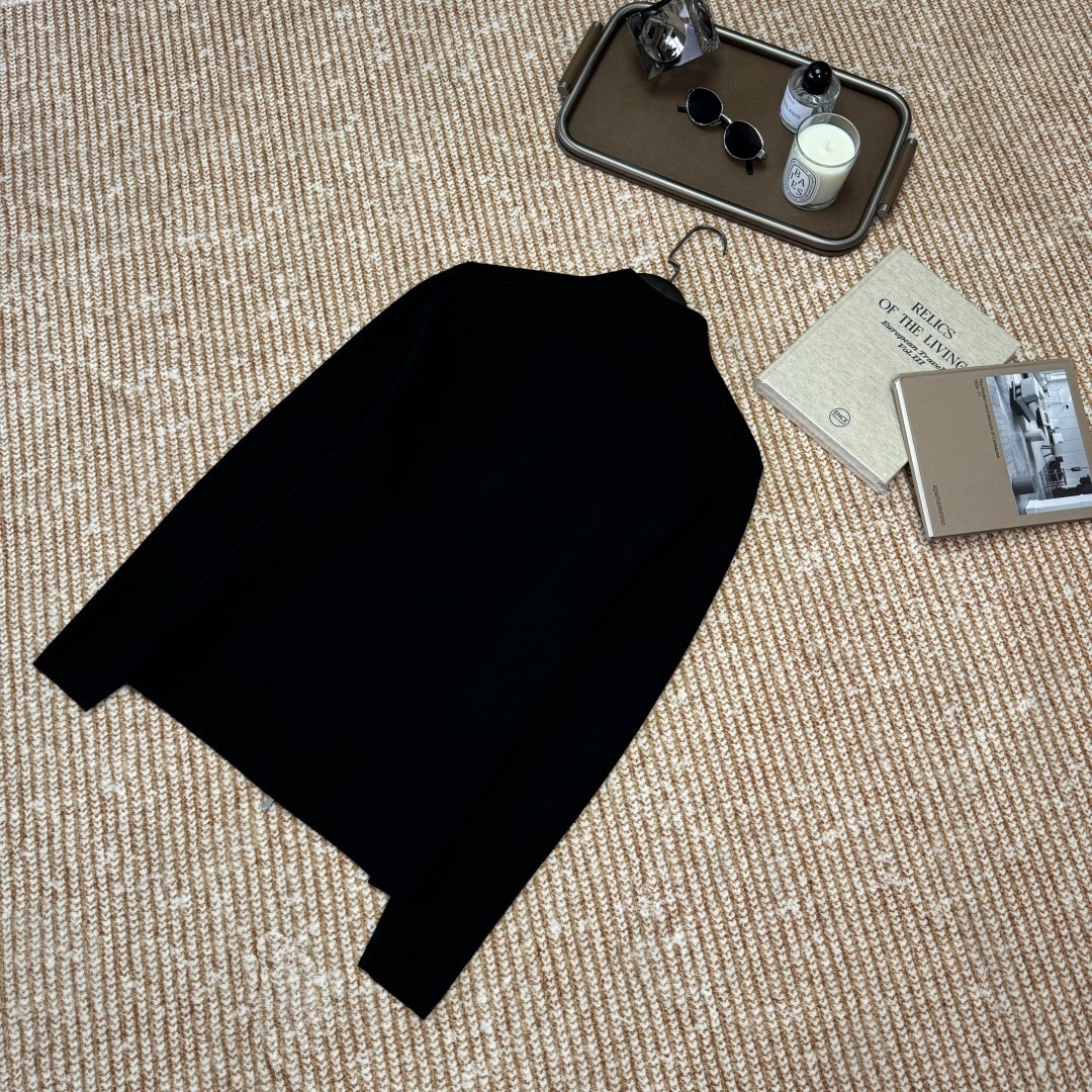 P579 CD刺绣羊毛拉链开衫 · image 5