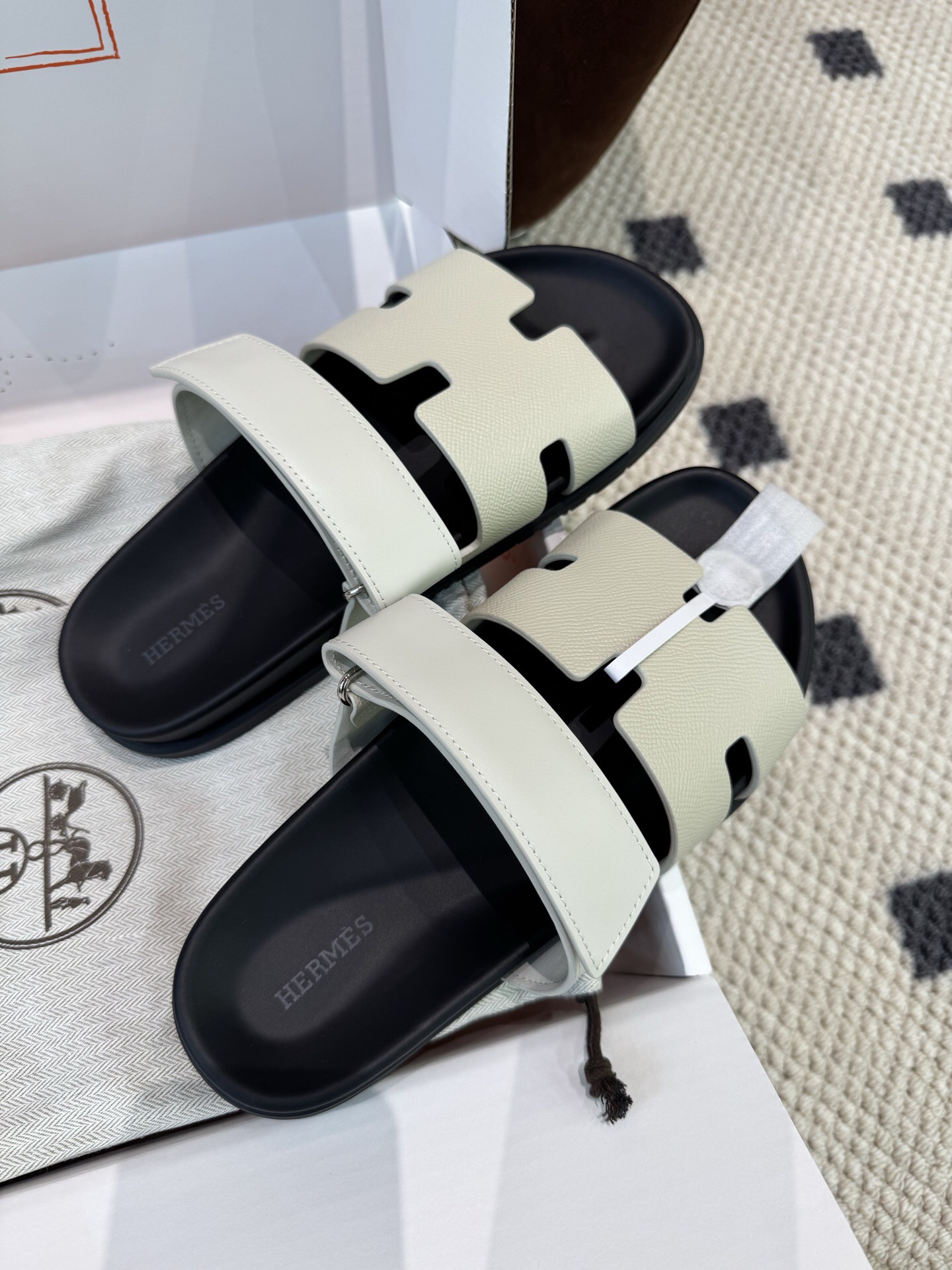 P549 男款H二舅拖 白色 · image 10