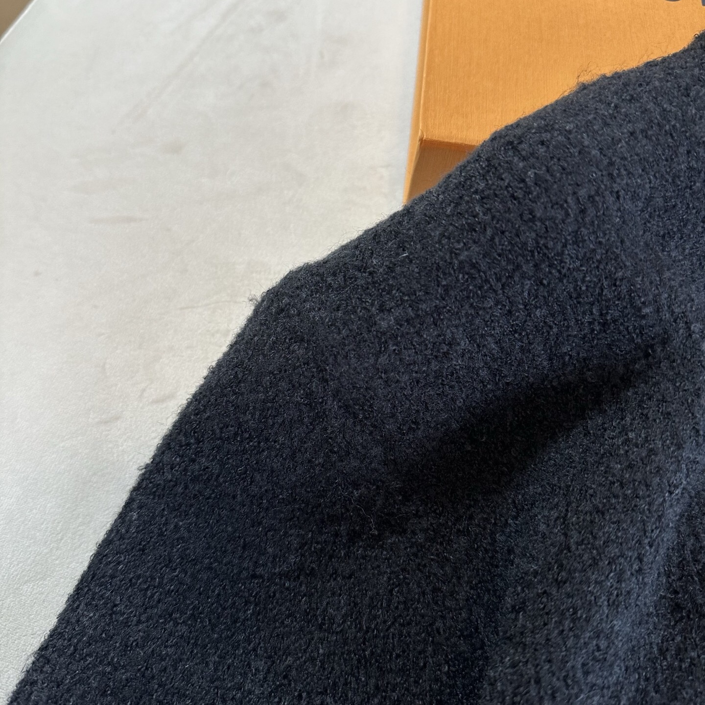 P669 Wool blend sweater · image 9